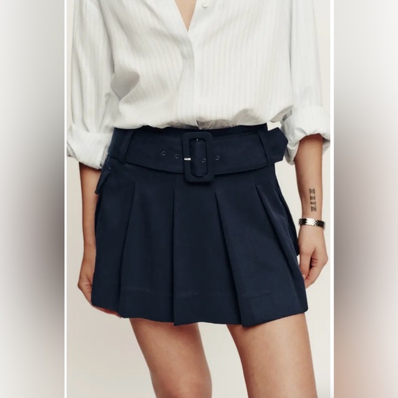 Reformation Dresses & Skirts - Reformation Brinley Belted Pleated Cargo